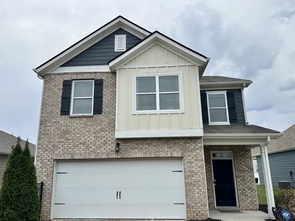 5012 Hunters Village Dr, Lebanon, TN 37087