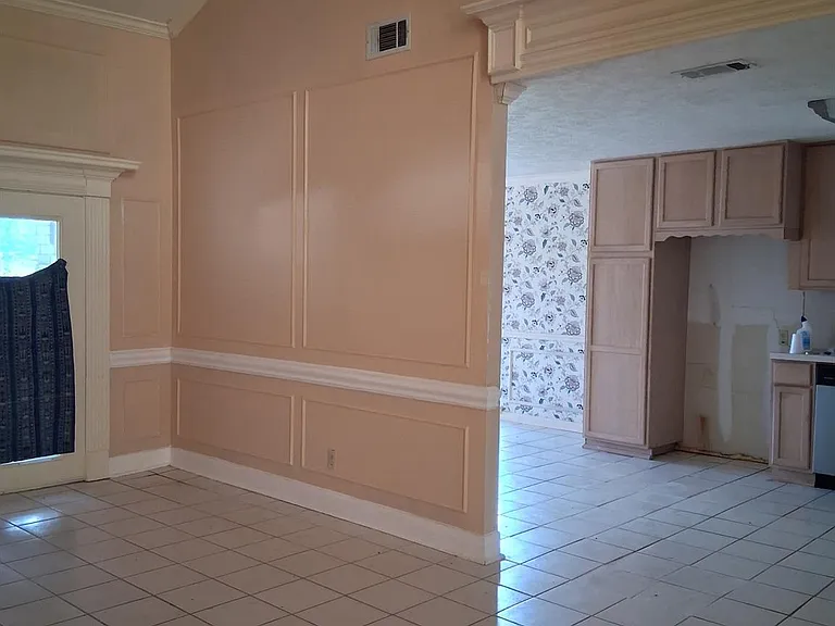 12323 W Bellfort St — Photo 5