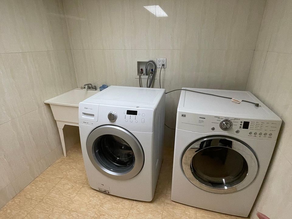 1st image of 2297 E 29th St #1