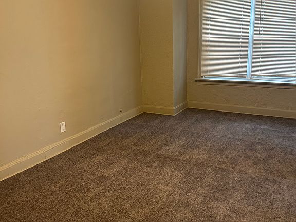 5th image of 3606 E 12th St #3606