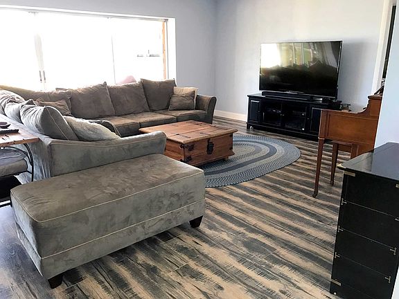 4th image of 3645 White Sulphur Pl