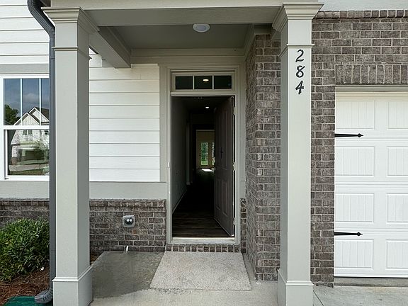 3rd image of 284 Shadwood Pl