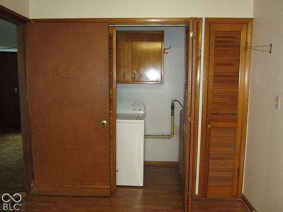 5th image of 301 Osborne Ave