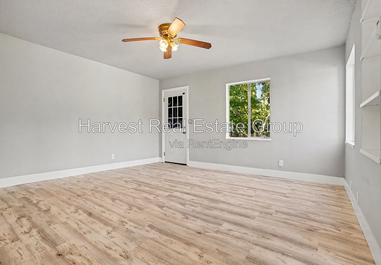 1 bed, 1.0 bath, 300 sqft, $1,750 — Photo 2