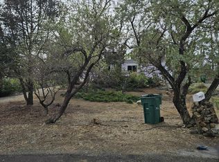 255 Danforth Dr, Sun Valley, NV 89433