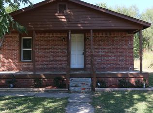248 S Main St, Vera, OK 74082
