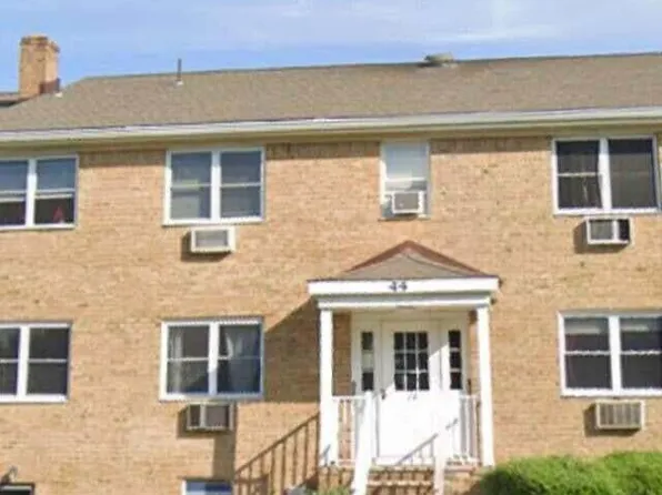 44 Manchester Court #B, Freehold, NJ 07728