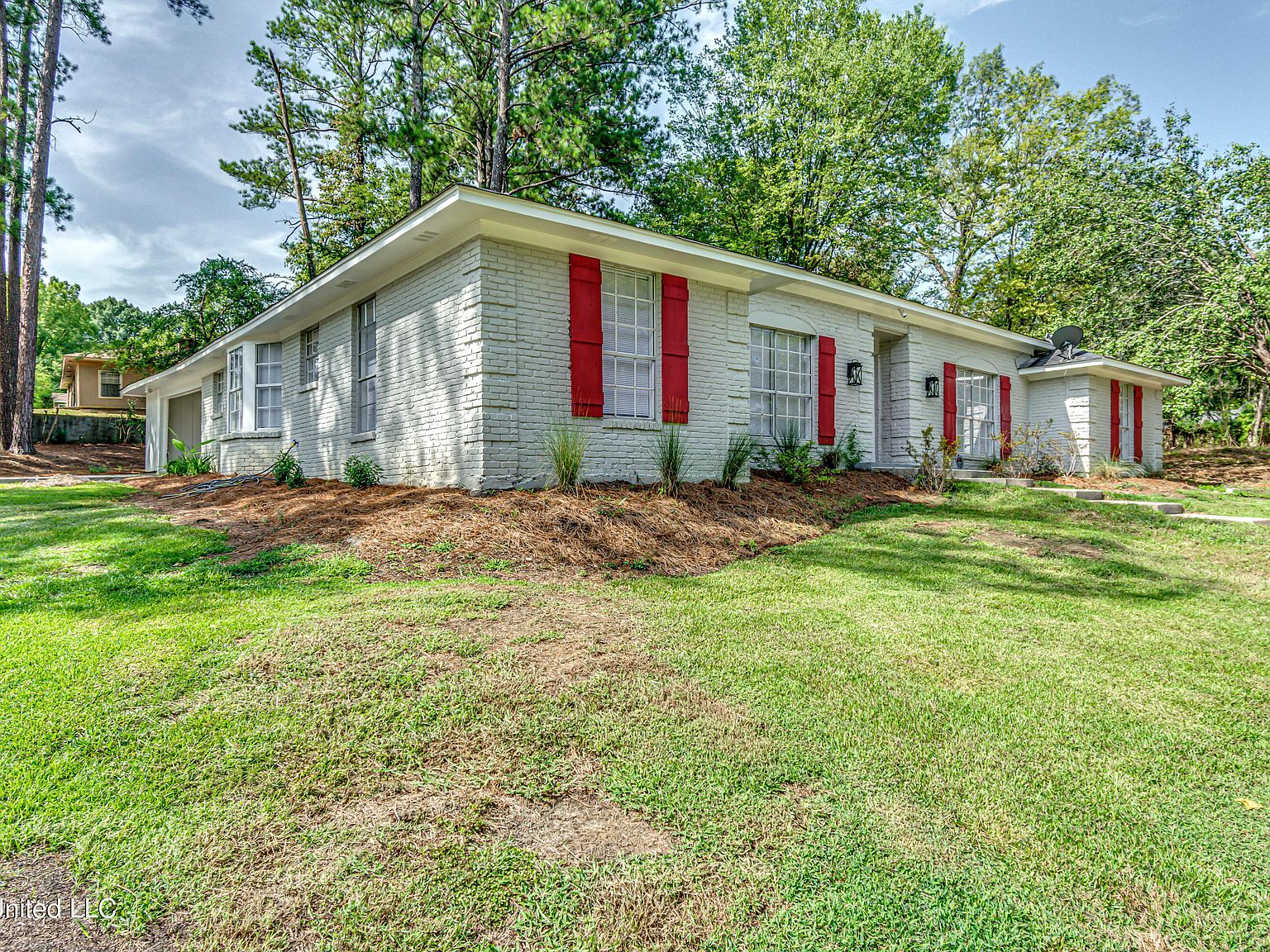 313 Post Oak Rd, Jackson, MS 39206 | Zillow