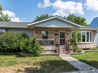 614 Desoto Ave N, Glencoe, MN 55336
