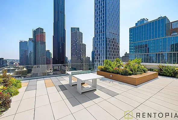 Rented by Rentopia | media 21