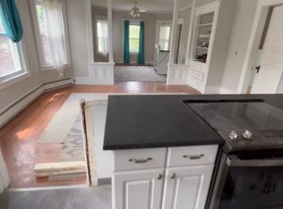 (Undisclosed Address), Chicopee, MA 01020