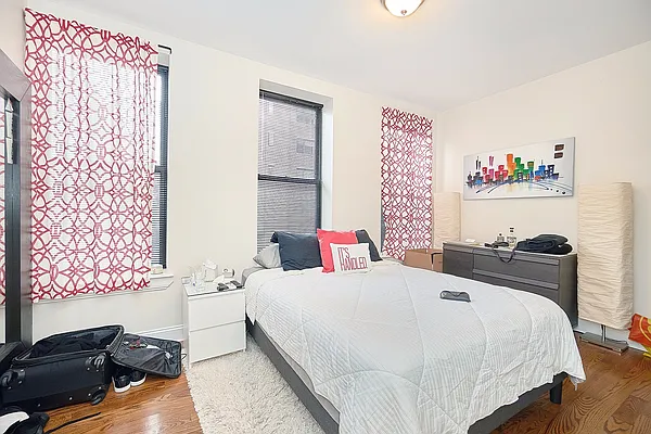 Rented by Keller Williams NYC | media 14