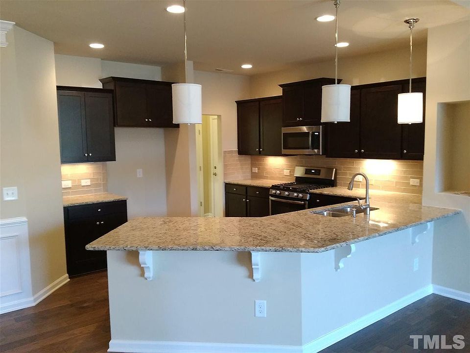 2nd image of 53 Domenica Way