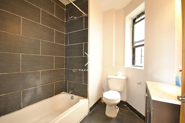 Rented by Yaffa Realty LLC | media 23