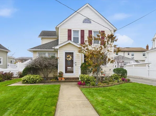 85 Spencer Avenue, Lynbrook, NY 11563