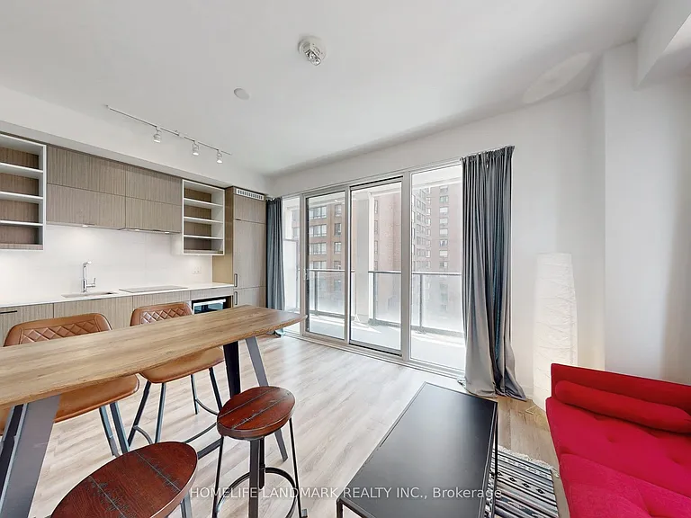 20 Edward St #616 — Photo 16