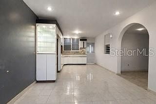 4th image of C 8 Raul De Jesus