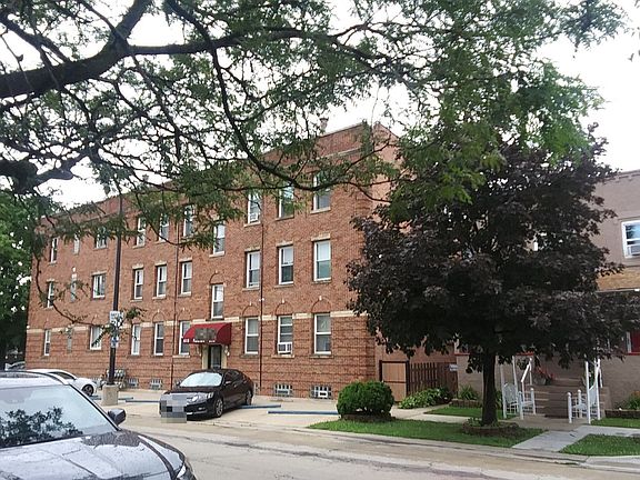 2nd image of 6118 W 27th St APT 2C