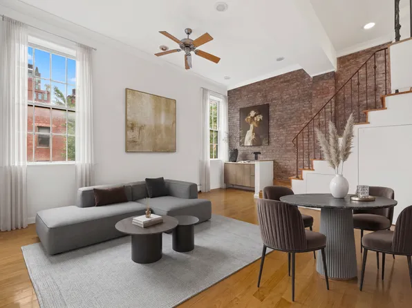 100 West 15th Street image 1 of 5