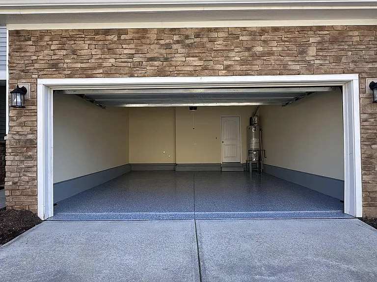 208 Wildfell Trl — Photo 34