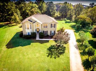 245 Firethorne Dr, Newnan, GA 30265