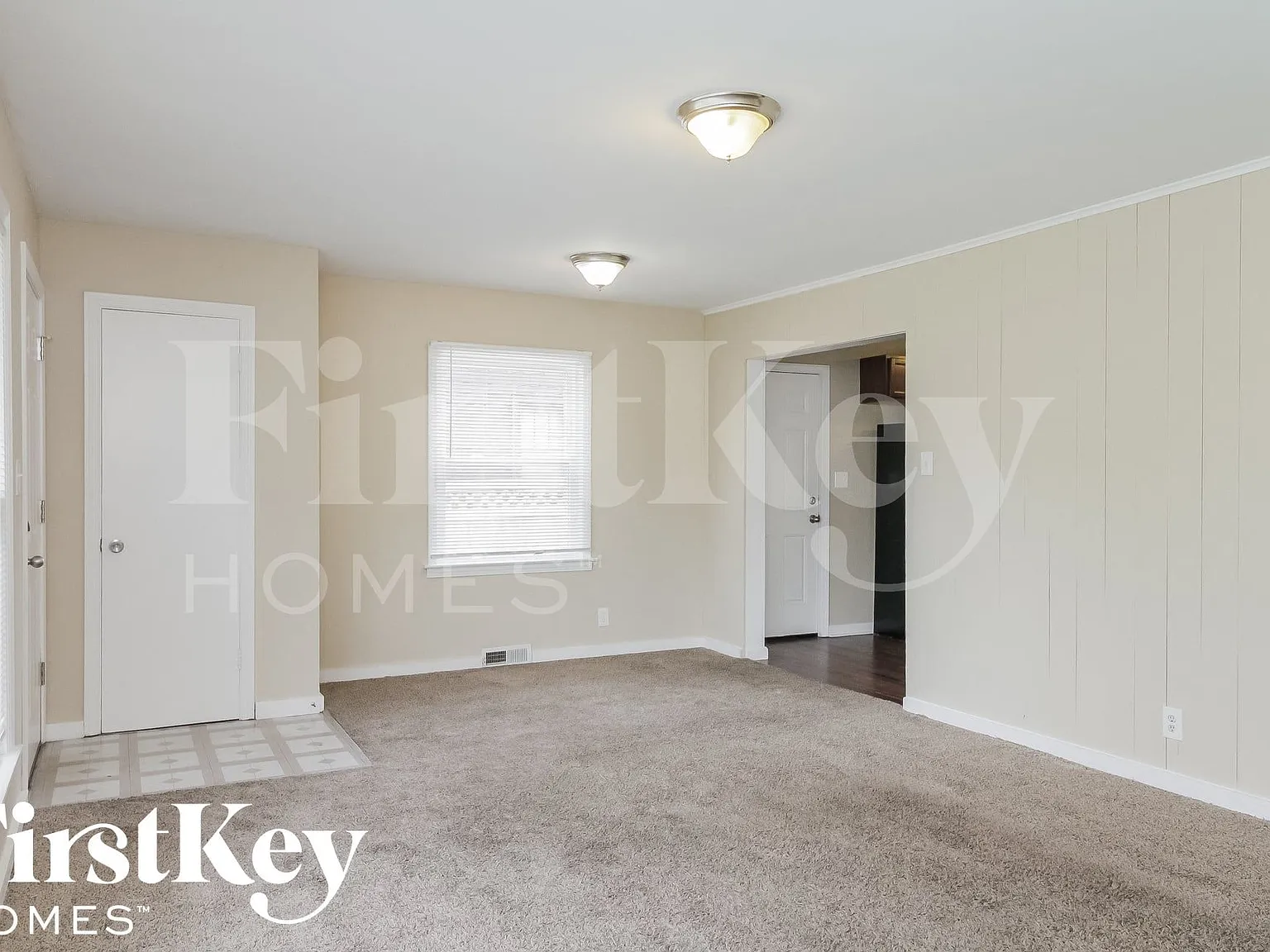 2 bed, 1.0 bath, 1008 sqft, $2,440 — Photo 3