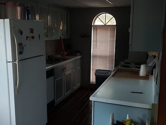5th image of 1505 Deepwood Dr