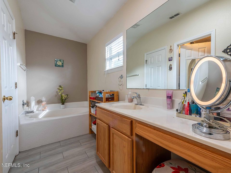 9156 SHINDLER CROSSING Drive, Jacksonville, FL 32222 | Zillow