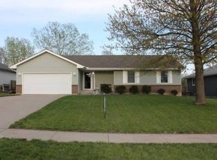 2830 SW Herefordshire Rd, Topeka, KS 66614