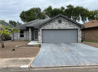304 Diana Dr, Alamo, TX 78516