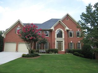 5166 Staverly Ln, Peachtree Corners, GA 30092