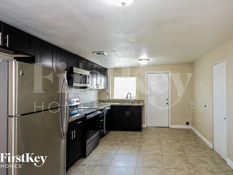 5119 Margo Dr — Photo 4