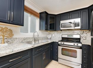 156 Avenida Descanso UNIT F, Oceanside, CA 92057