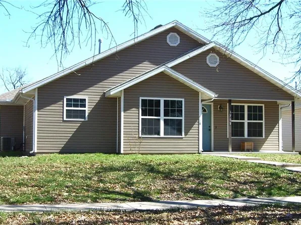 1708 N Locust St, Pittsburg, KS 66762