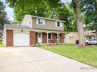 1532 43rd St SW, Wyoming, MI 49509