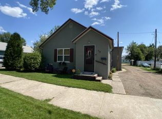 712 5th Ave W, Williston, ND 58801