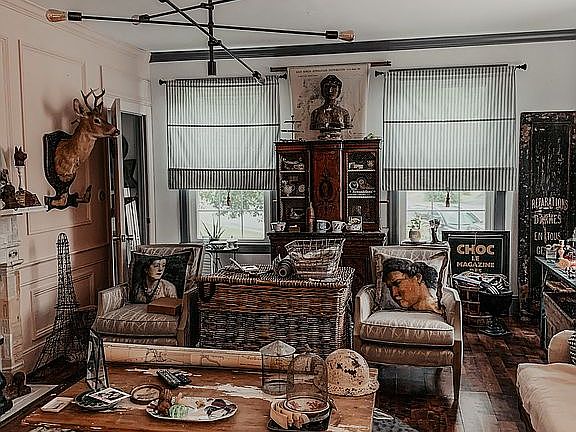 Living room.