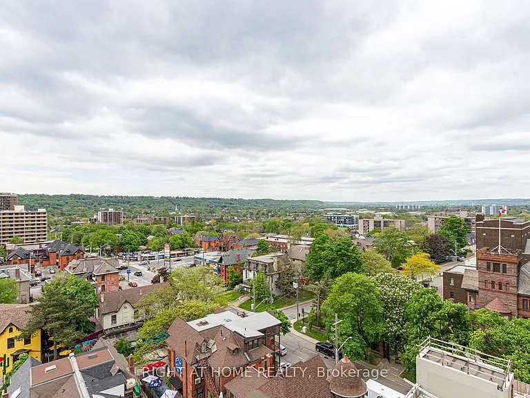 15 Queen St S #1014 — Photo 35