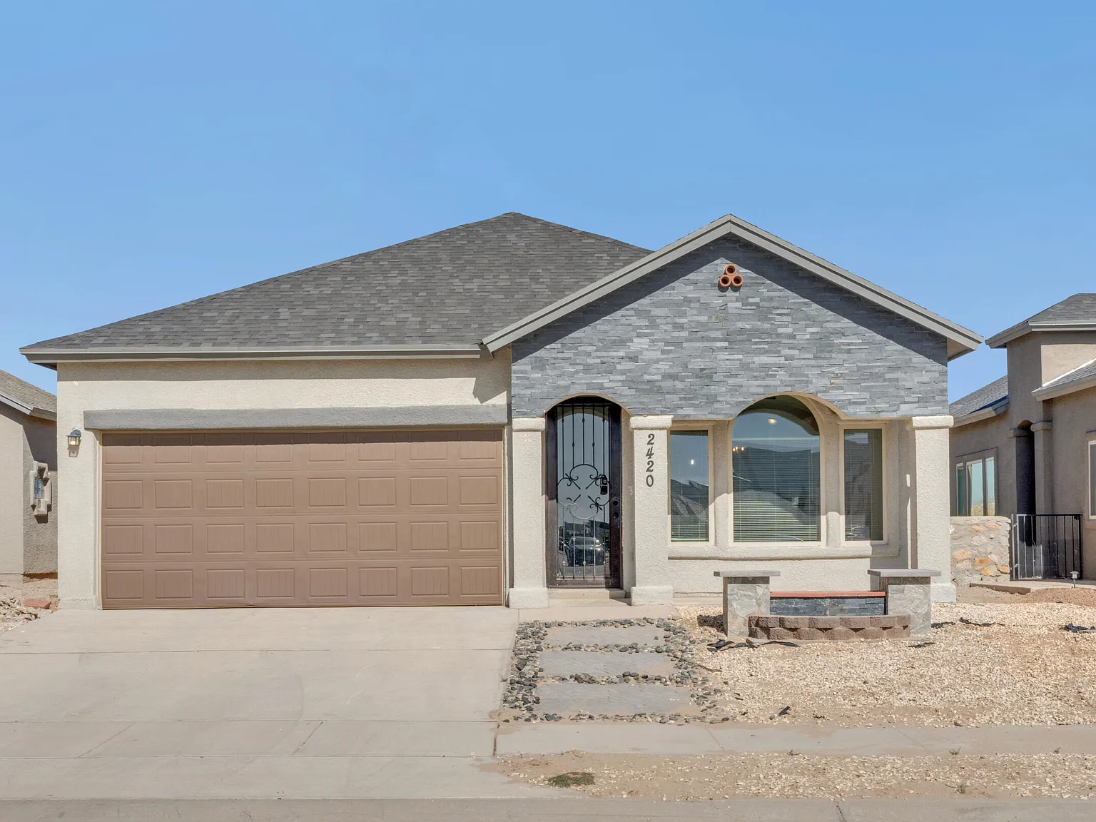 4 bed, 2.0 bath, 1526 sqft, $1,850 — Photo 2