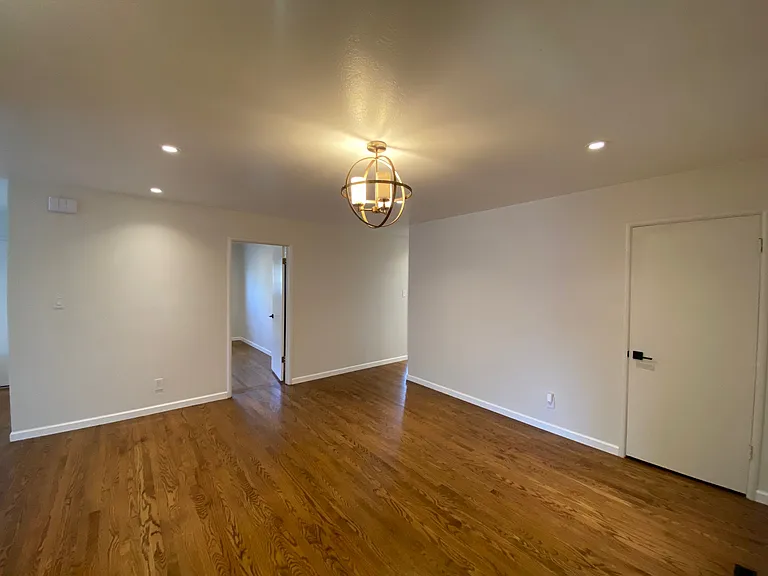 1874 Bandoni Ave — Photo 5
