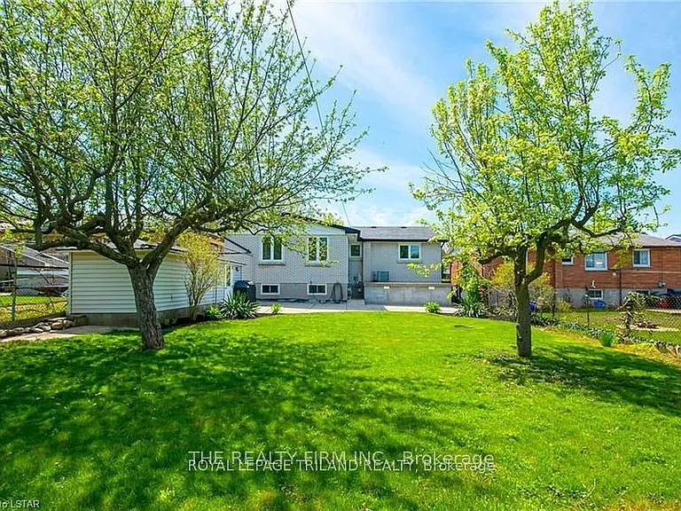 130 Appel St — Photo 8
