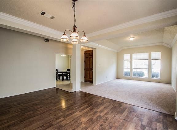 3rd image of 17929 Holderness Ln