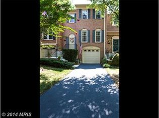 7738 Shootingstar Dr, Springfield, VA 22152