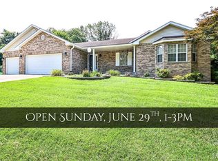 216 Michael Dr, Troy, IL