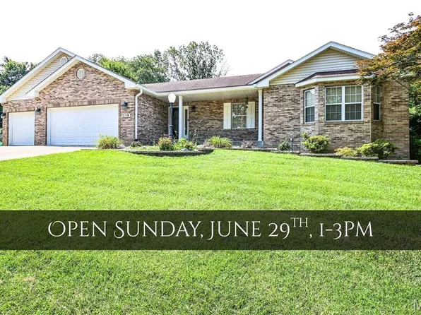 216 Michael Dr, Troy, IL 62294