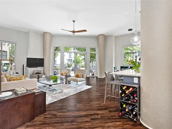 711 Cosmopolitan Dr #117, Atlanta, GA 30324