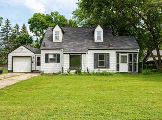 2545 South Ave E, Saint Paul, MN 55109