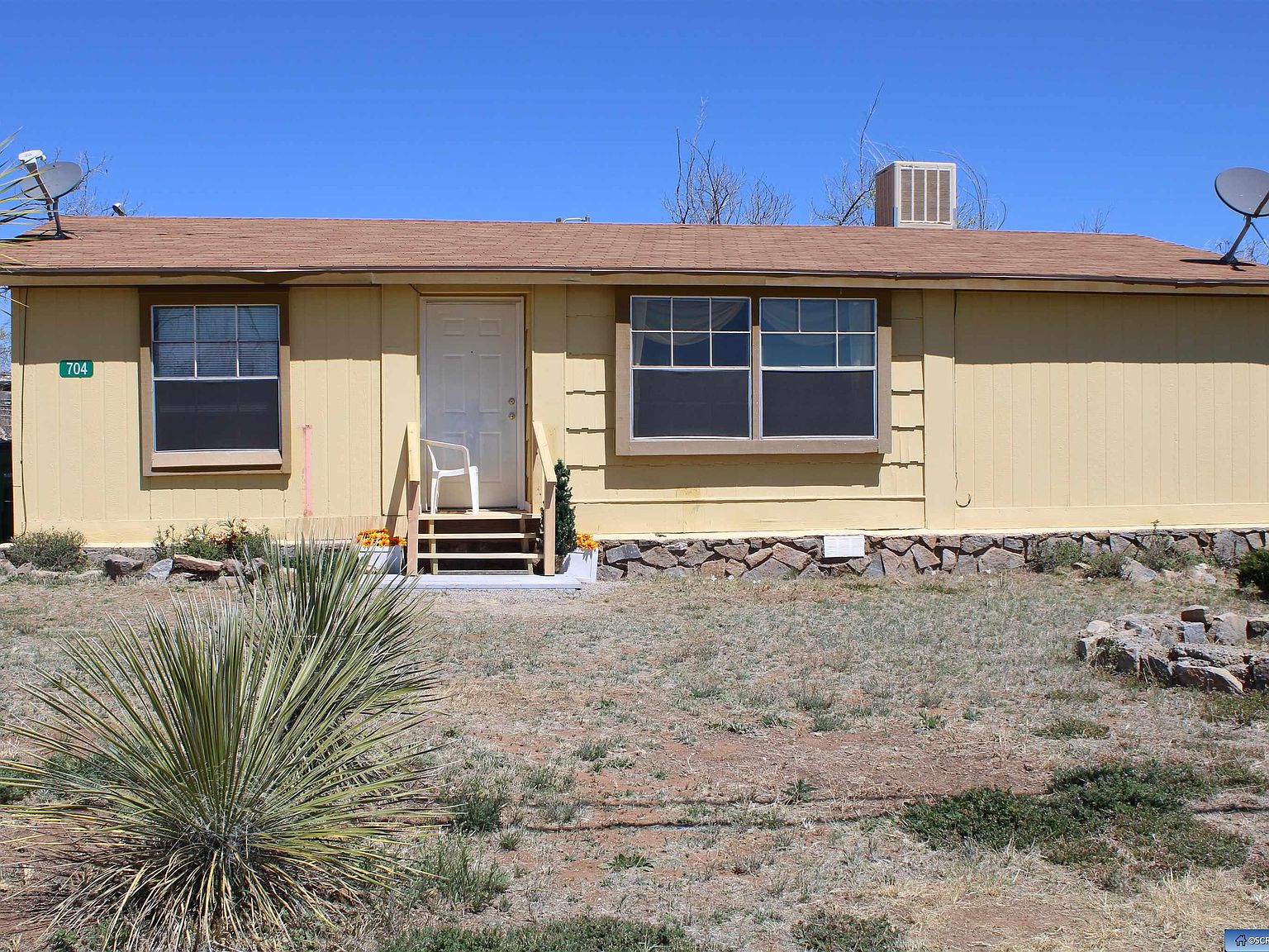 704 Oak St, Santa Clara, NM 88026 Zillow