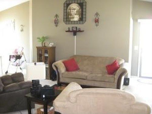 4th image of 1590 E Jeanne Ln