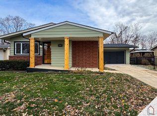 433 N Pleasant Dr, Glenwood, IL